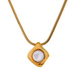 Load image into Gallery viewer, Square Shell Necklace
