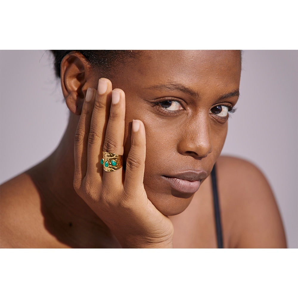 Emerald Luxe Ring