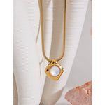 Load image into Gallery viewer, Square Shell Necklace
